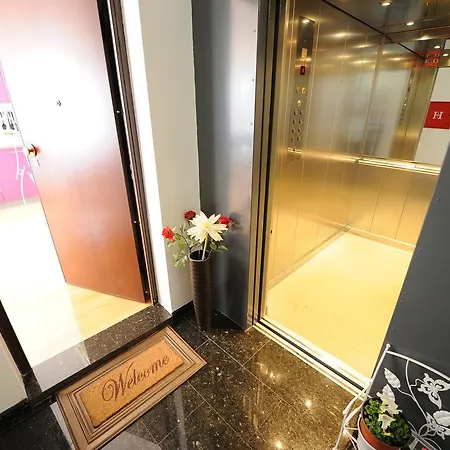 Апартаменты Gold